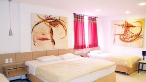 Standard Triple Room | Minibar, free cots/infant beds, rollaway beds, free WiFi - Cocal (Fortaleza)