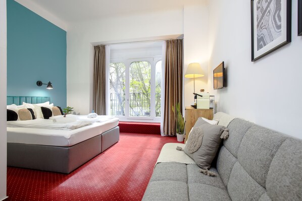 Standard Double Room | Soundproofing, iron/ironing board, free WiFi, bed sheets