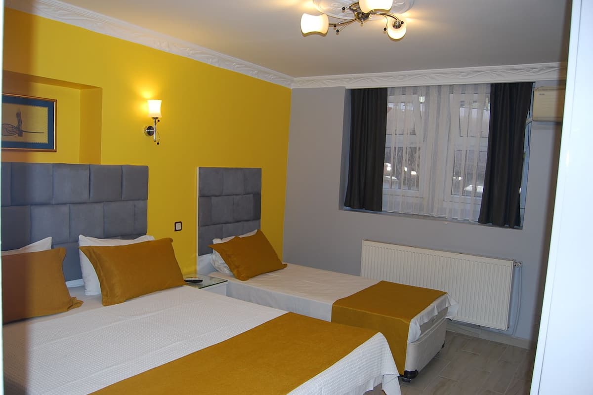 Economy-Dreibettzimmer, Erdgeschoss