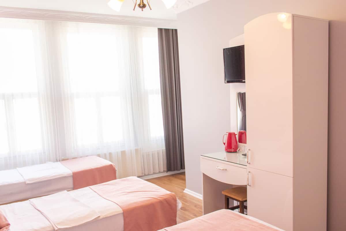 Familien-Vierbettzimmer