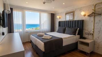 Deluxe Double Room, Balcony, Sea View | Premium bedding, pillowtop beds, minibar, in-room safe