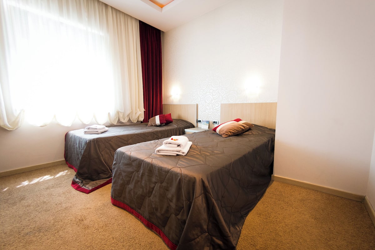 Double Room | Premium bedding, Tempur-Pedic beds, minibar, in-room safe