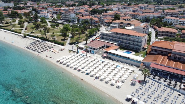 Front of property - Hanioti Grandotel Hotel (Kassandra)