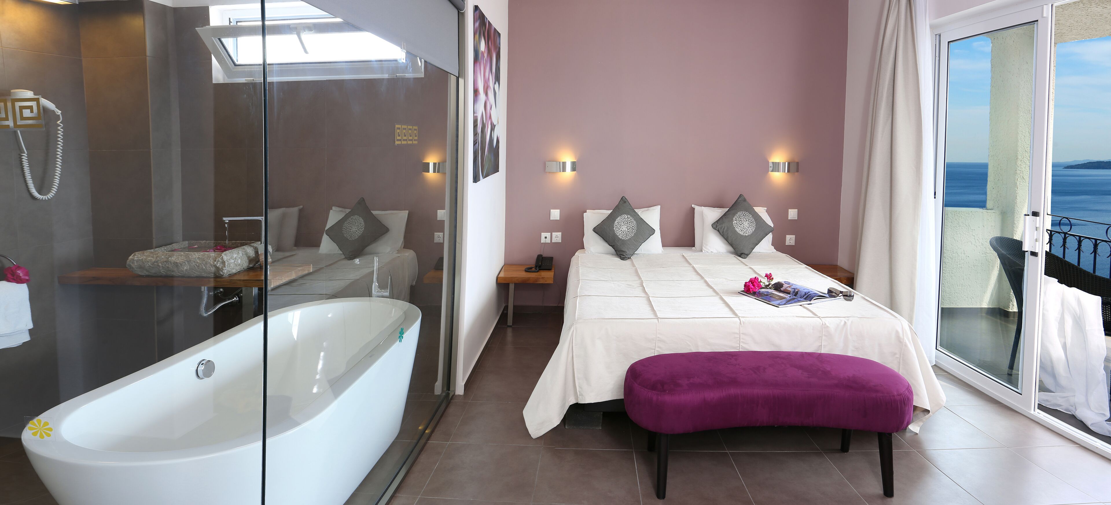 1 bedroom, in-room safe, individually decorated, individually furnished