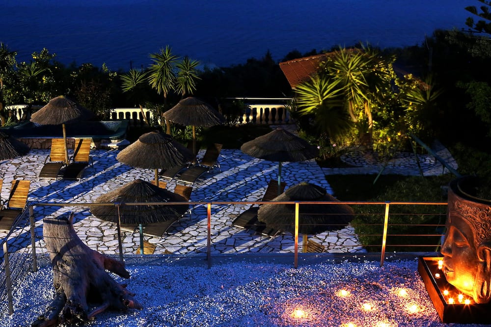 Pantokrator Hotel
