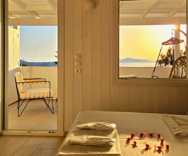 Chambre Supérieure Double ou avec lits jumeaux, vue mer | Coin séjour