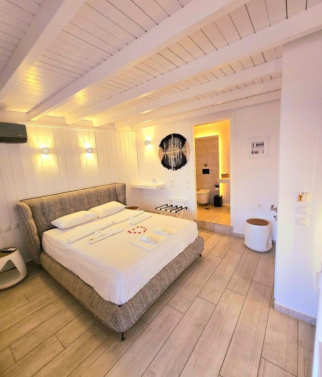 Chambre Supérieure Double ou avec lits jumeaux, vue mer | Minibar, décoration personnalisée, bureau, chambres insonorisées