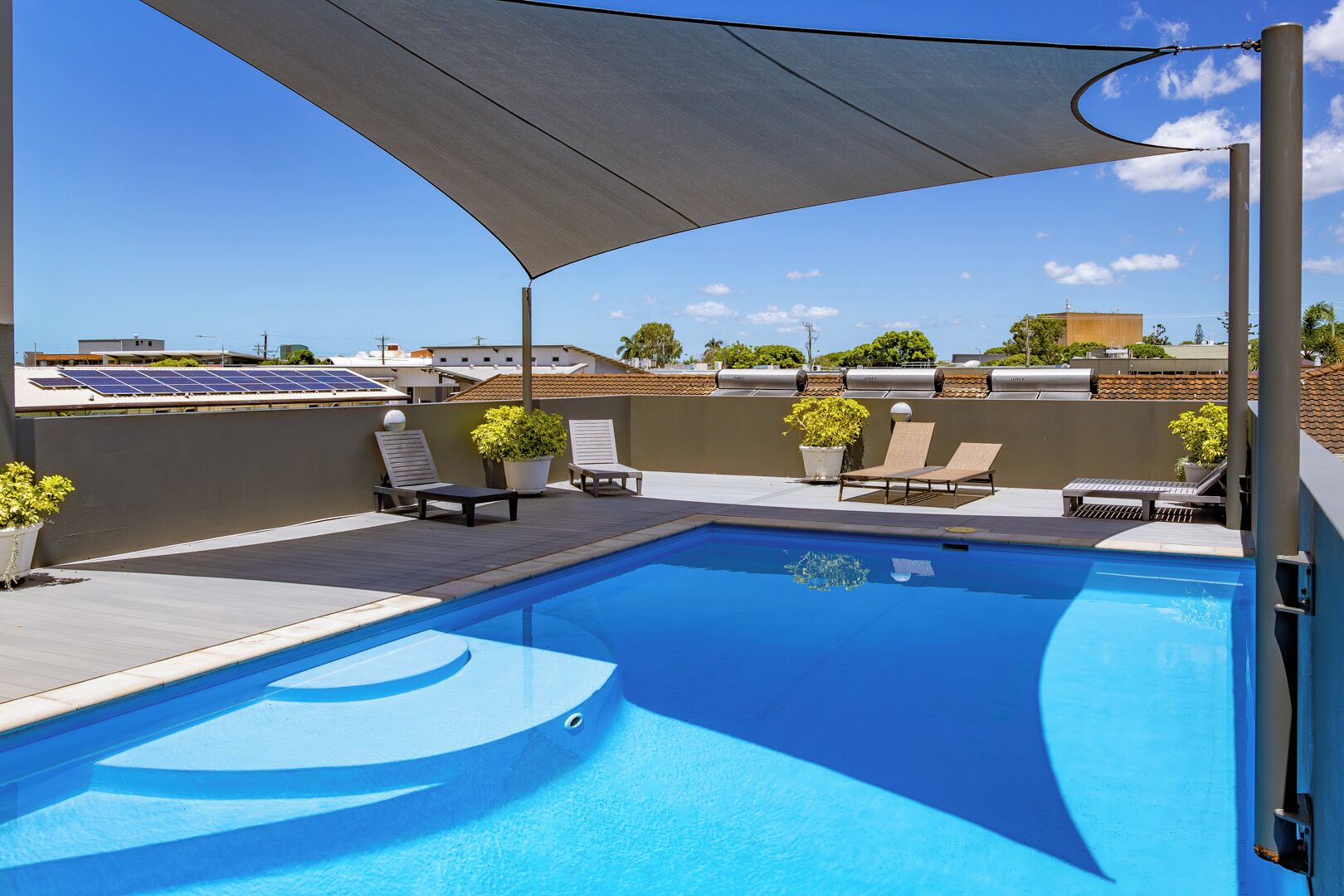 Outdoor pool, sun loungers