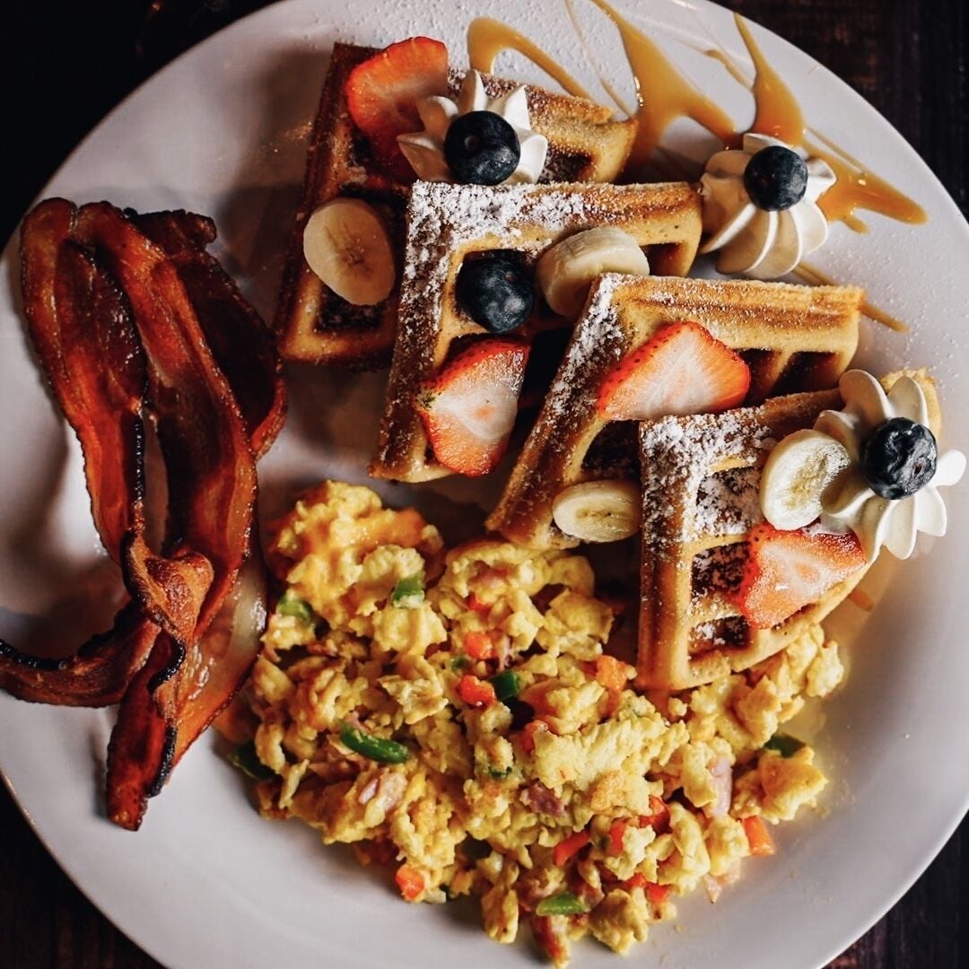 daily cooked-to-order breakfast (usd 10.00 per person)