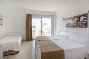 Triple Room, Balcony