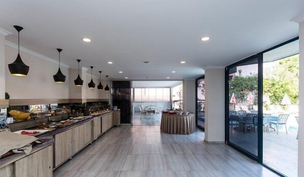 Desayuno incluido todos los días