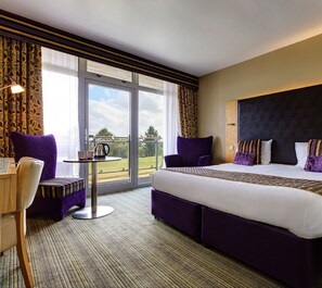 Pillowtop beds, in-room safe, desk, blackout drapes - St. Mellion Estate (Saltash)