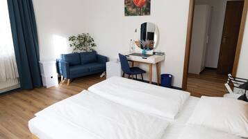 Doppelzimmer | Zimmersafe, Verdunkelungsvorhänge, schallisolierte Zimmer
