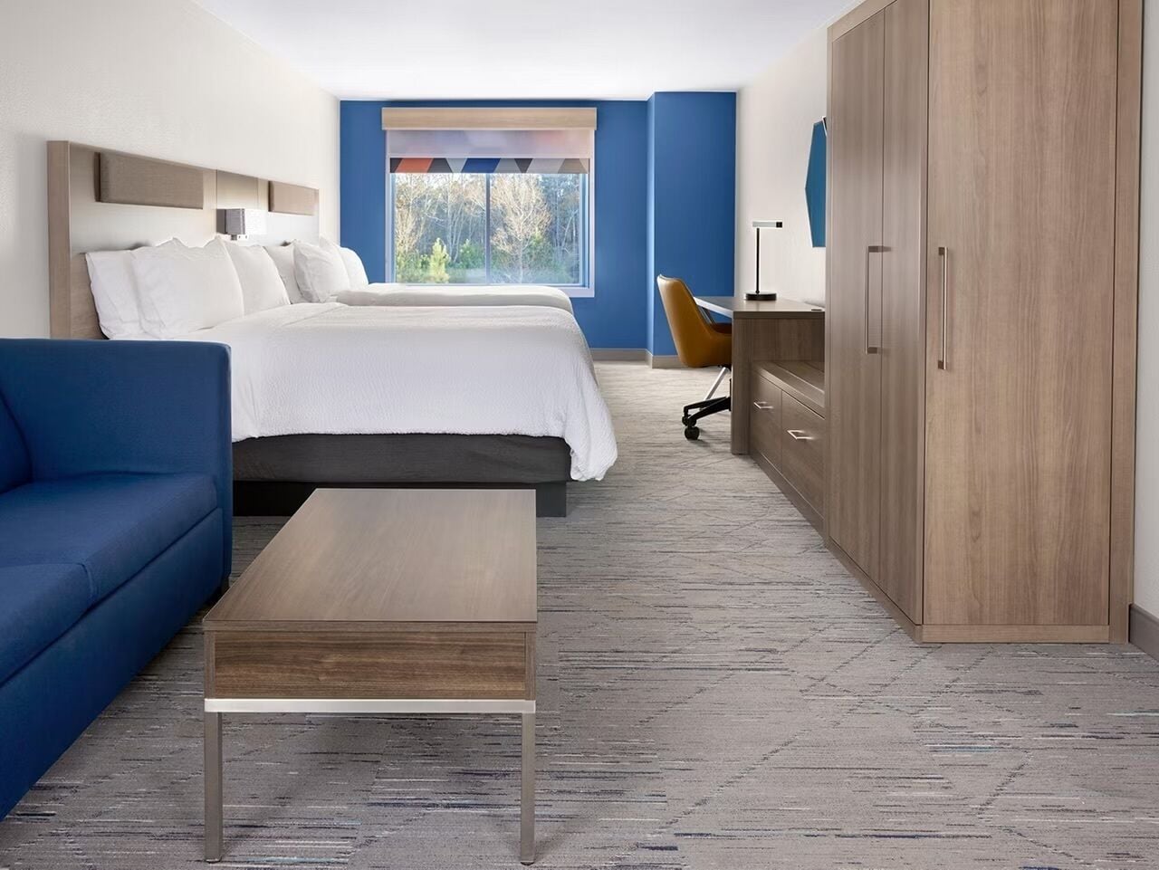 1 chambre, bureau, rideaux d’obscurcissement, fer et planche à repasser