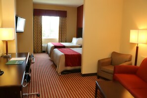 1 غرفة نوم ومكتب وستائر تعتيم ومكواة/لوح كي