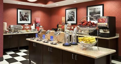 Hampton Inn & Suites Conroe - I-45 North