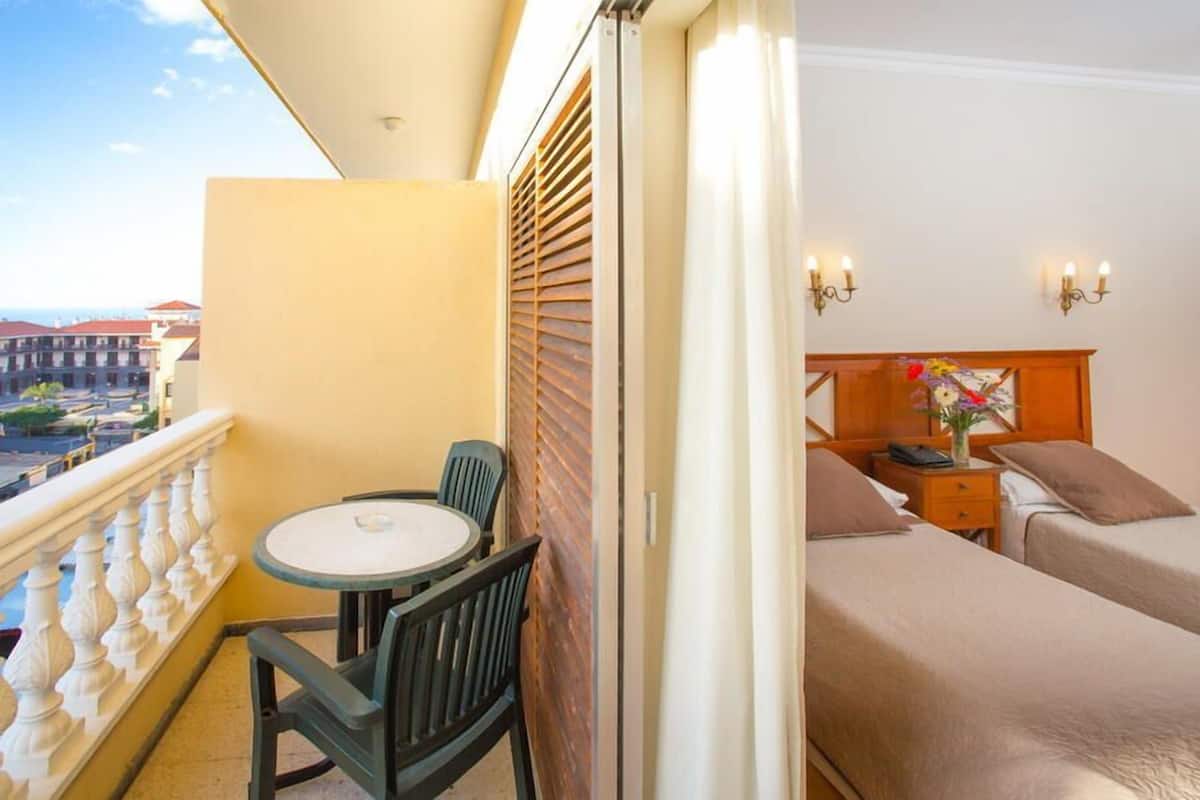 ห้องซูพีเรีย | โต๊ะทำงาน, เตารีด/โต๊ะรีดผ้า, Wi-Fi ฟรี