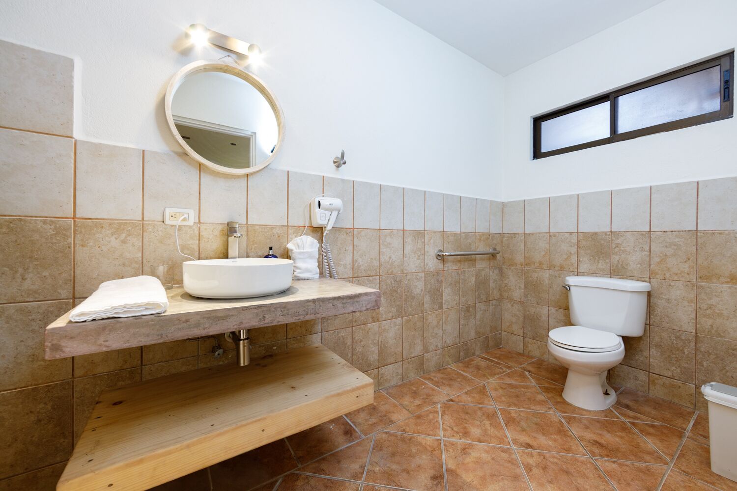 deluxe room, 1 king bed | bathroom | shower, free toiletries, hair dryer, towels