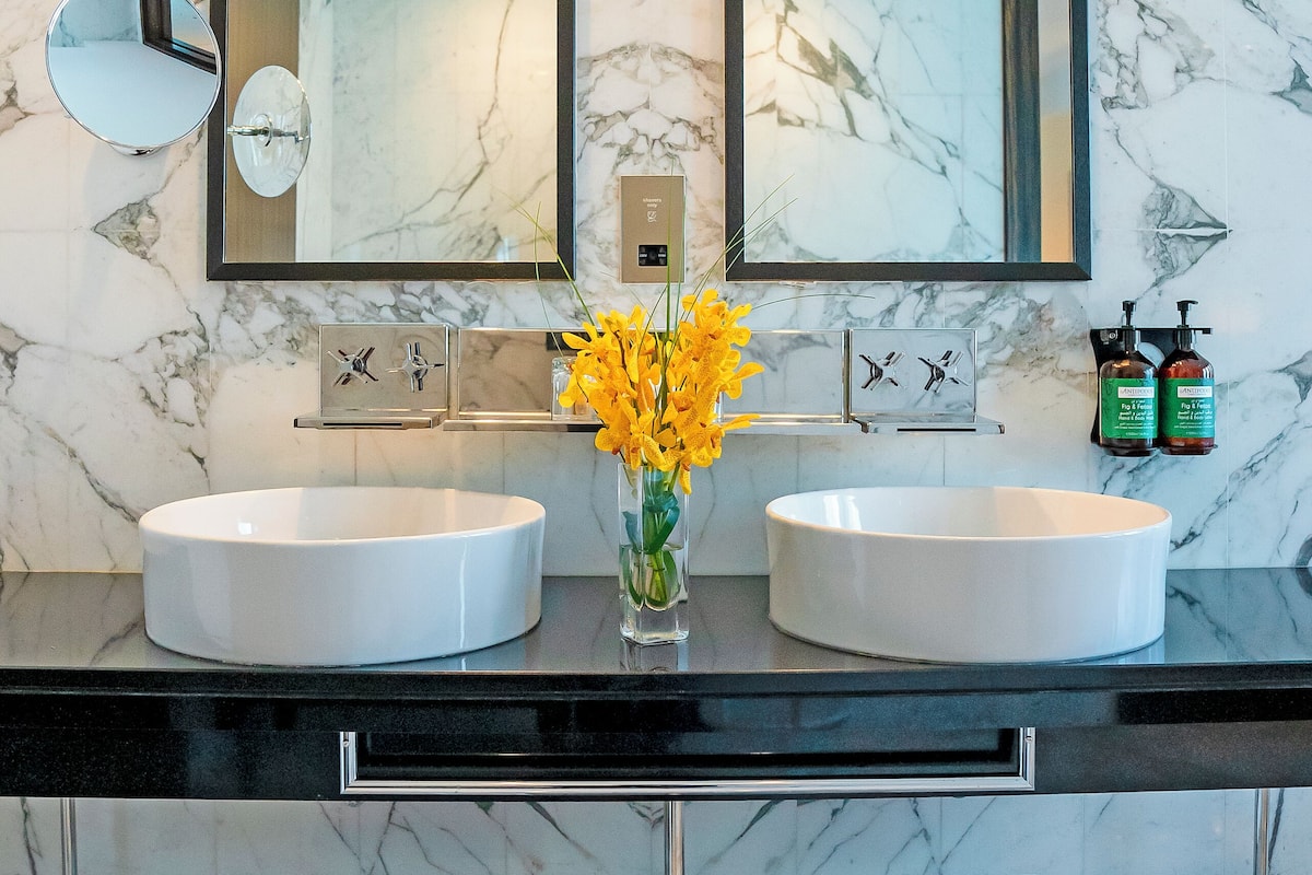 Premium bedding, minibar, in-room safe, individually decorated