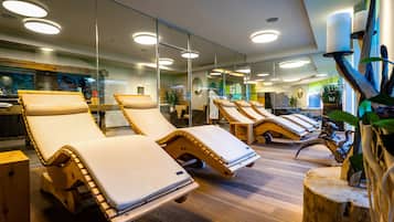 Sauna, bain à remous, hammam, massages aux pierres chaudes