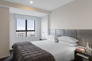 1 Bedroom View | Desk, iron/ironing board, free cribs/infant beds, rollaway beds - Nesuto St Martins Apartment Hotel (Auckland)