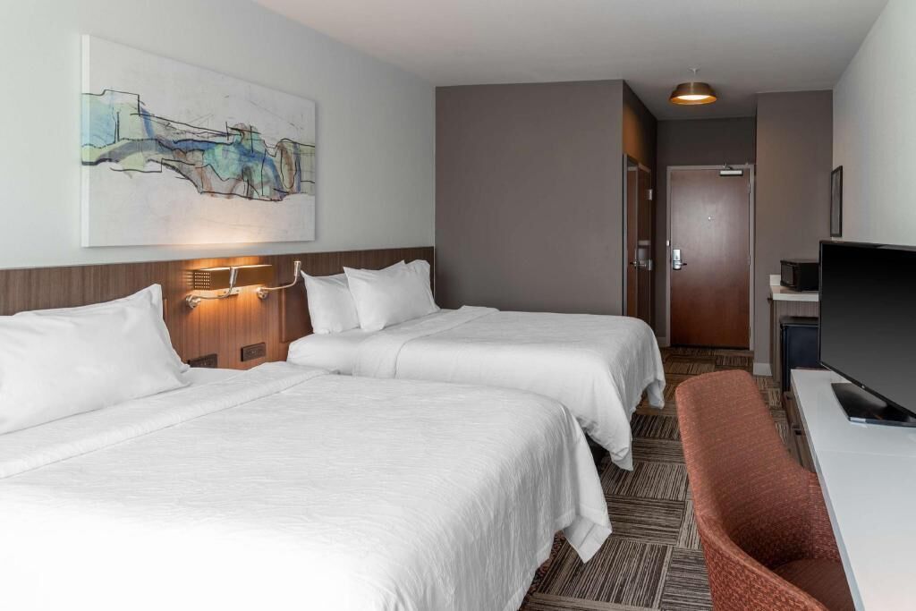 In-room safe, desk, blackout drapes, iron/ironing board