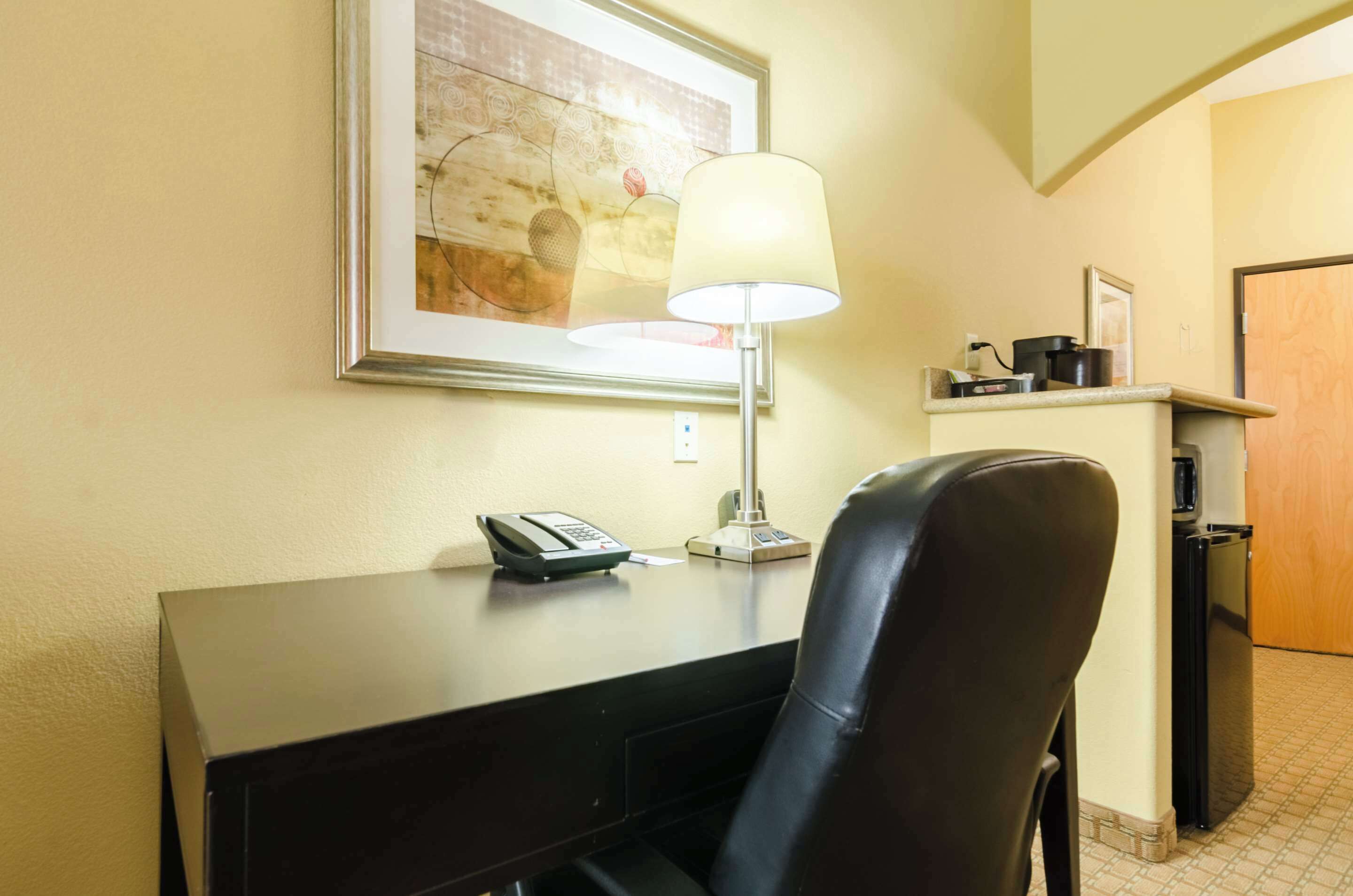 pillow-top beds, desk, iron/ironing board, rollaway beds