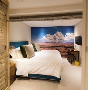 1 sovrum, sängtillbehör av högsta kvalitet och minibar