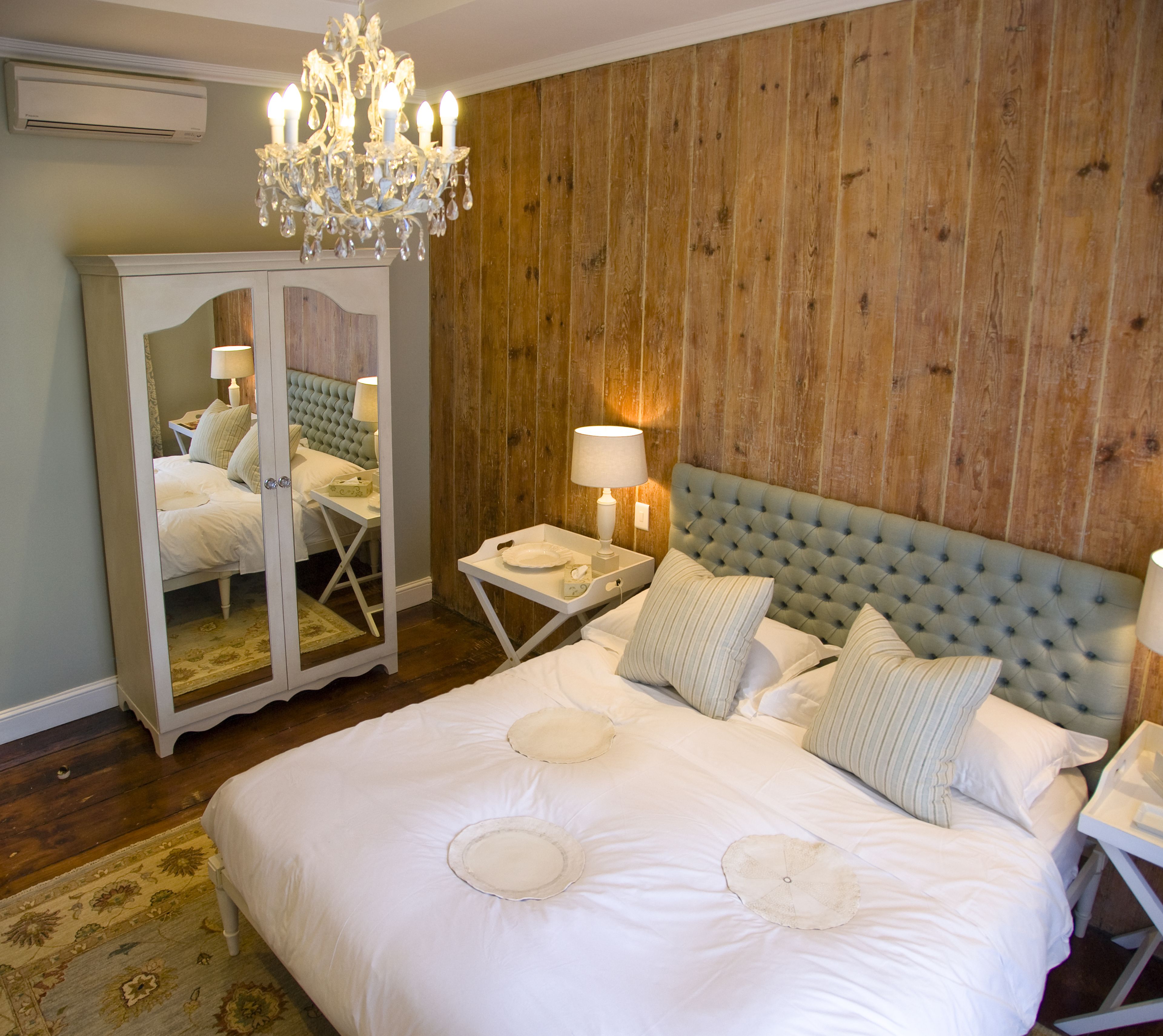 1 bedroom, premium bedding, minibar, in-room safe