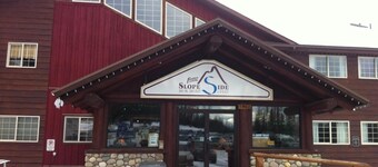 Fernie Slopeside Lodge