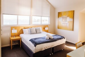 豪華公寓, 2 間臥室 | 客房內保險箱、隔音、熨斗/熨衣板、床單