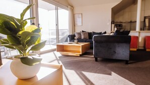 Appartement Deluxe, 2 chambres | Coin séjour