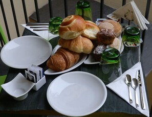 Desayuno a la carta incluido todos los días