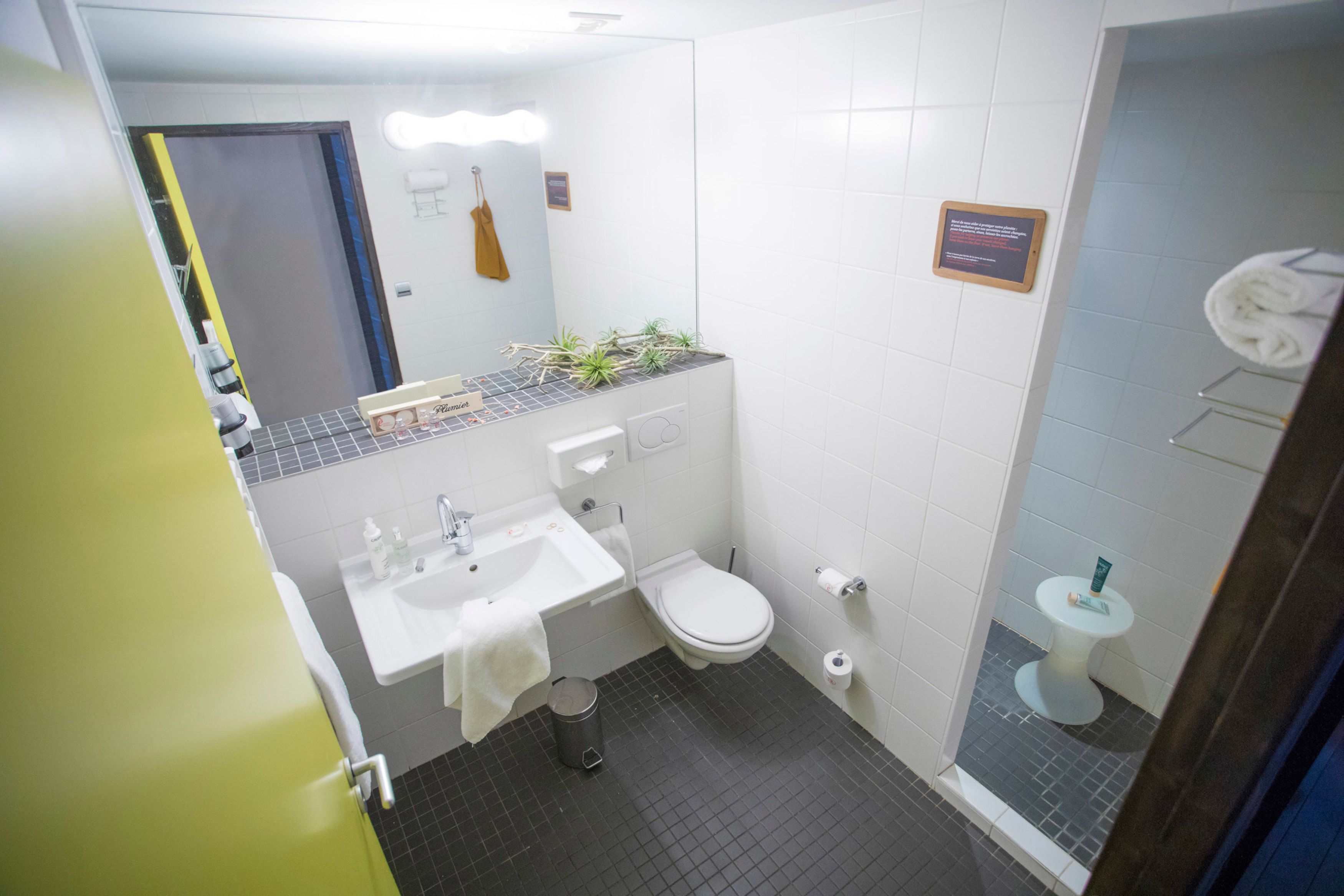 in-room safe, desk, soundproofing, free cots/infant beds