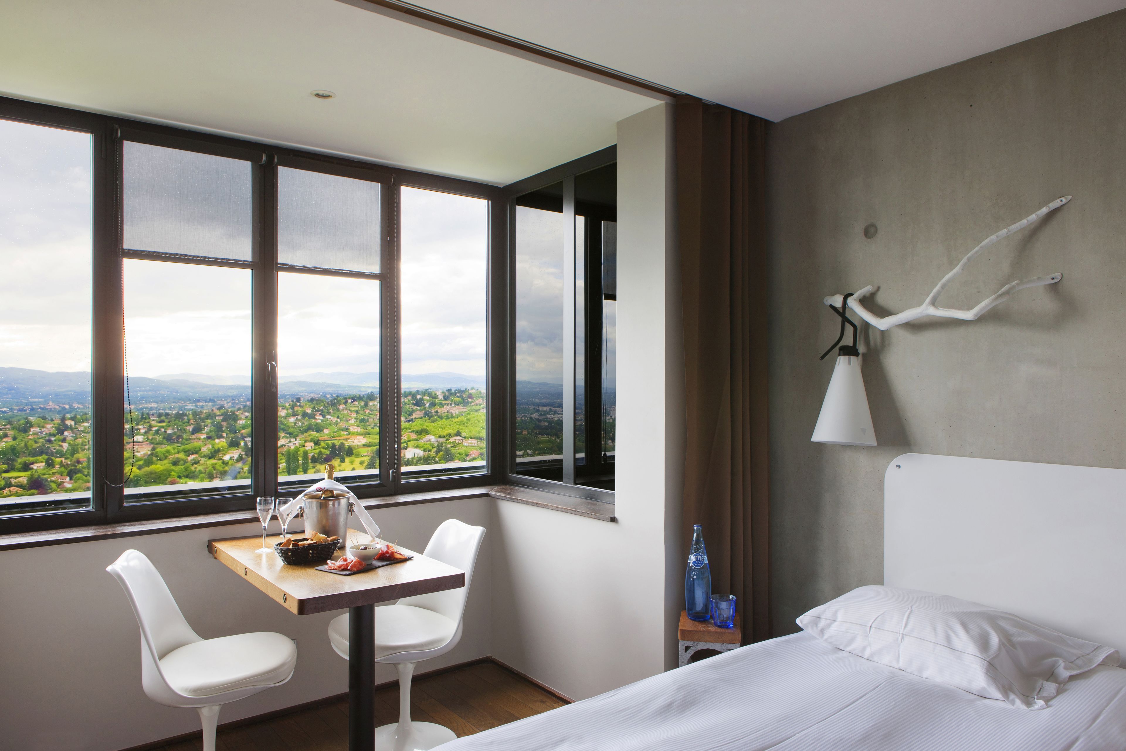 in-room safe, desk, soundproofing, free cots/infant beds