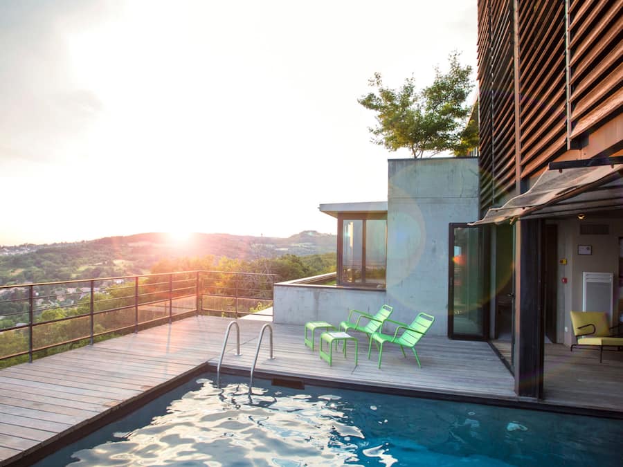 Outdoor pool, sun loungers
