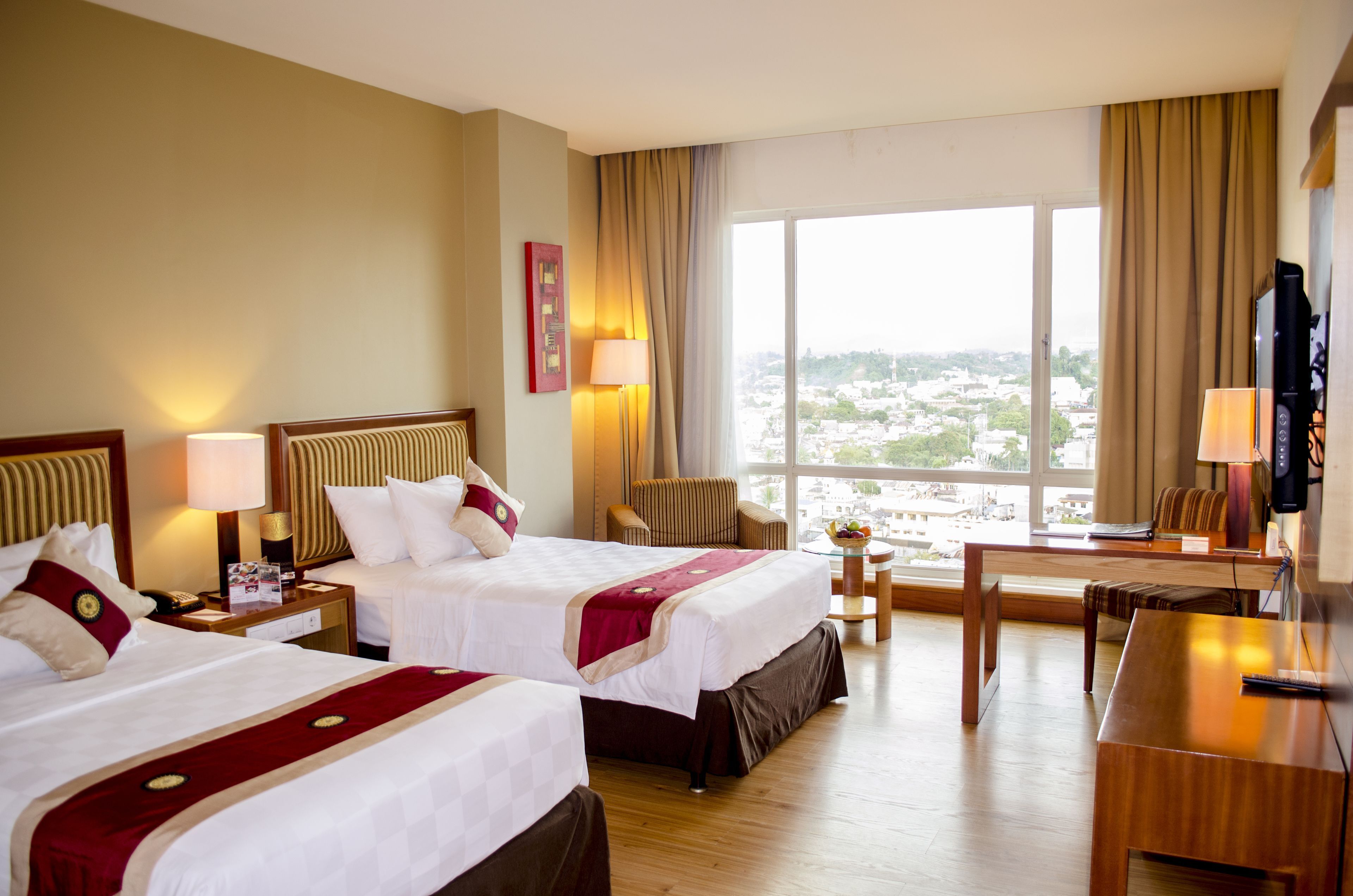 Ropa de cama de alta calidad y minibar 