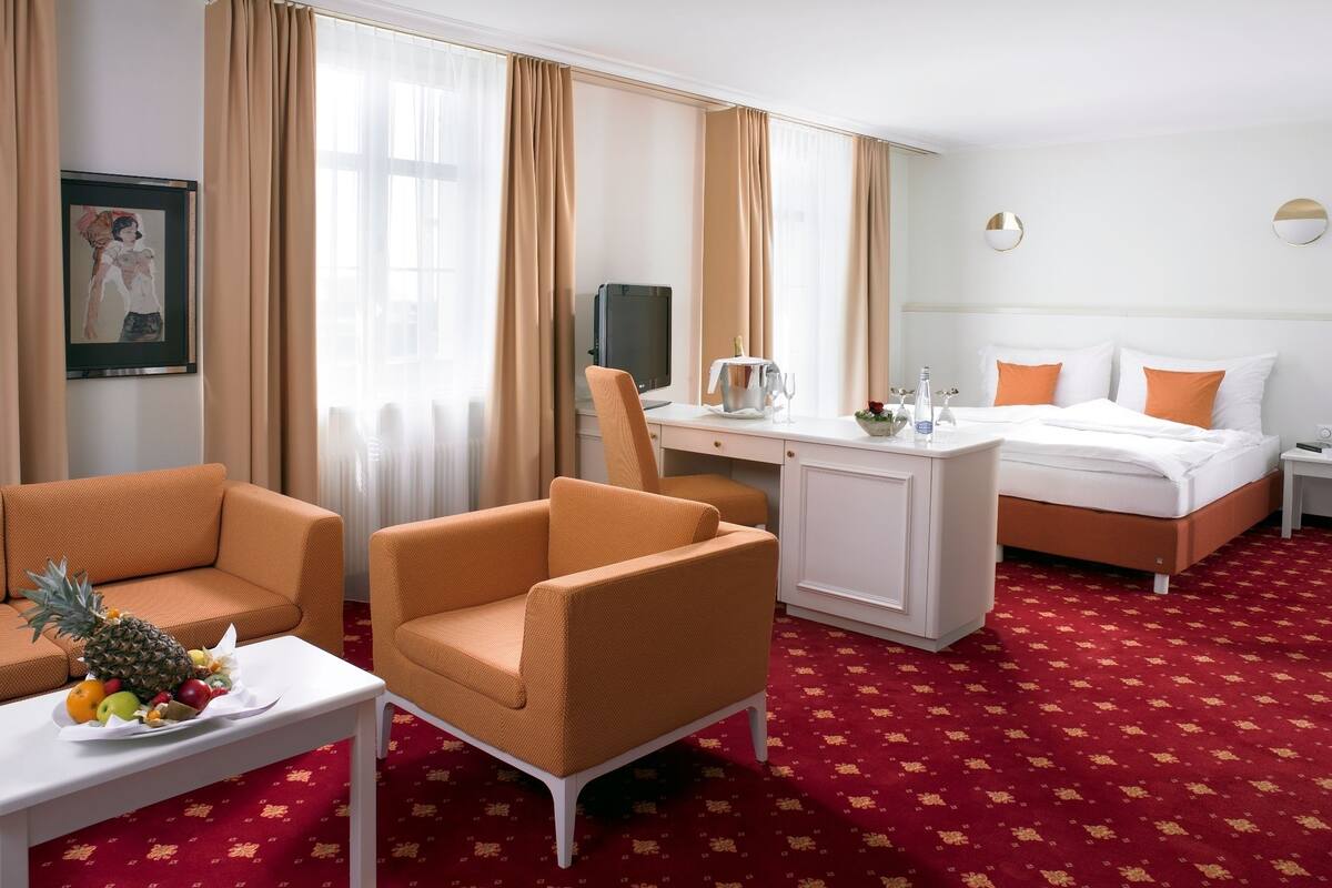 Suite – superior | Lydisolert, strykejern/-brett og ekstrasenger (mot et tillegg)