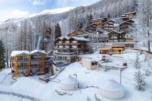 Resort view - CERVO Mountain Resort (Zermatt)