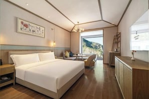 Cribs/infant beds, alarm clocks - Qianhe Rezen Hotel (Jiuzhaigou)