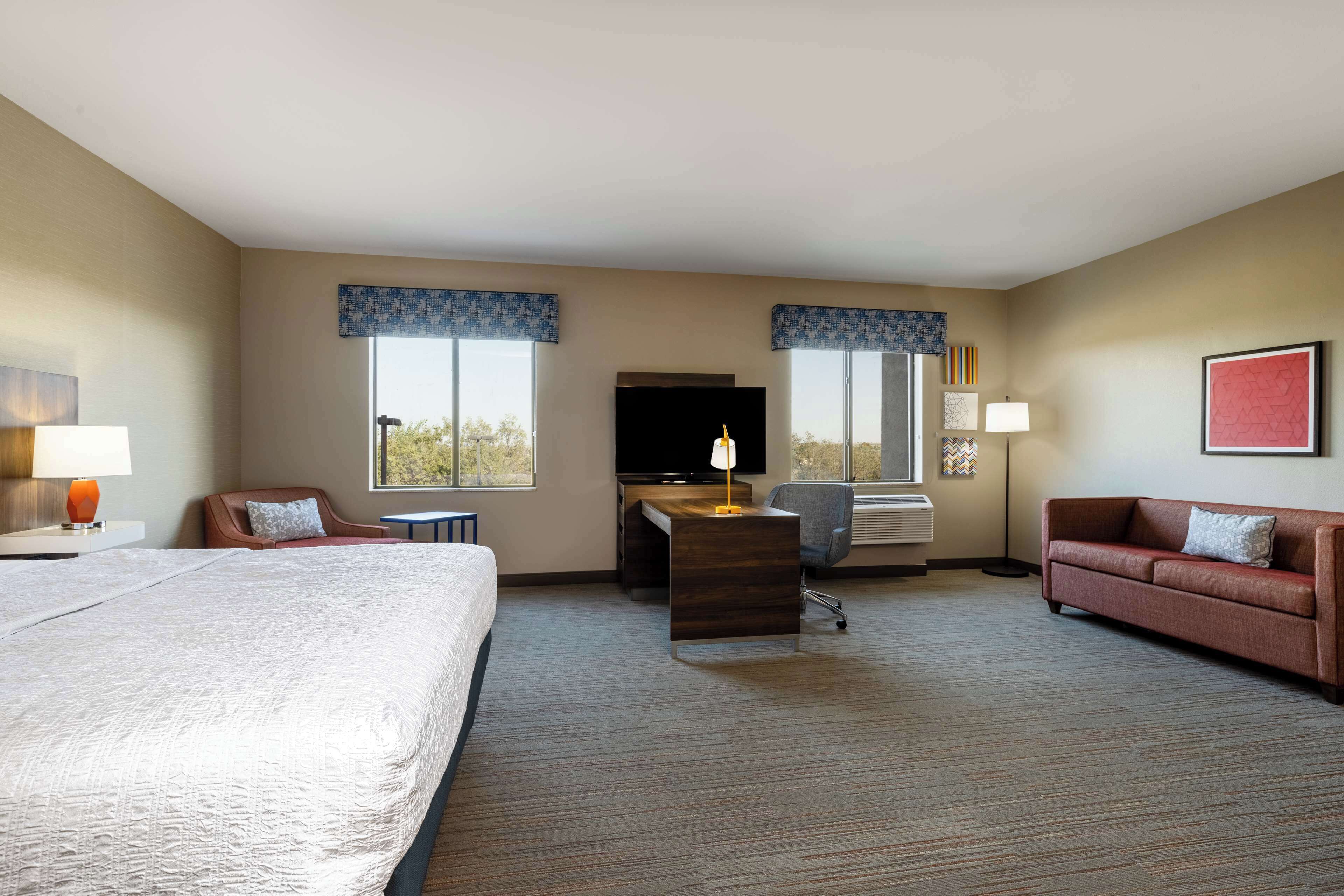 studio suite, 1 king bed with sofa bed | premium bedding, down duvets, pillow-top beds, in-room safe