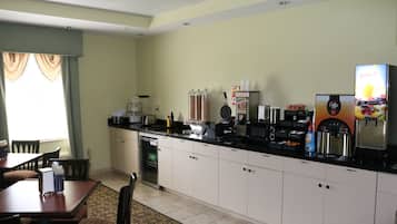 Free daily continental breakfast