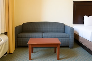 Desk, iron/ironing board, free WiFi, bed sheets