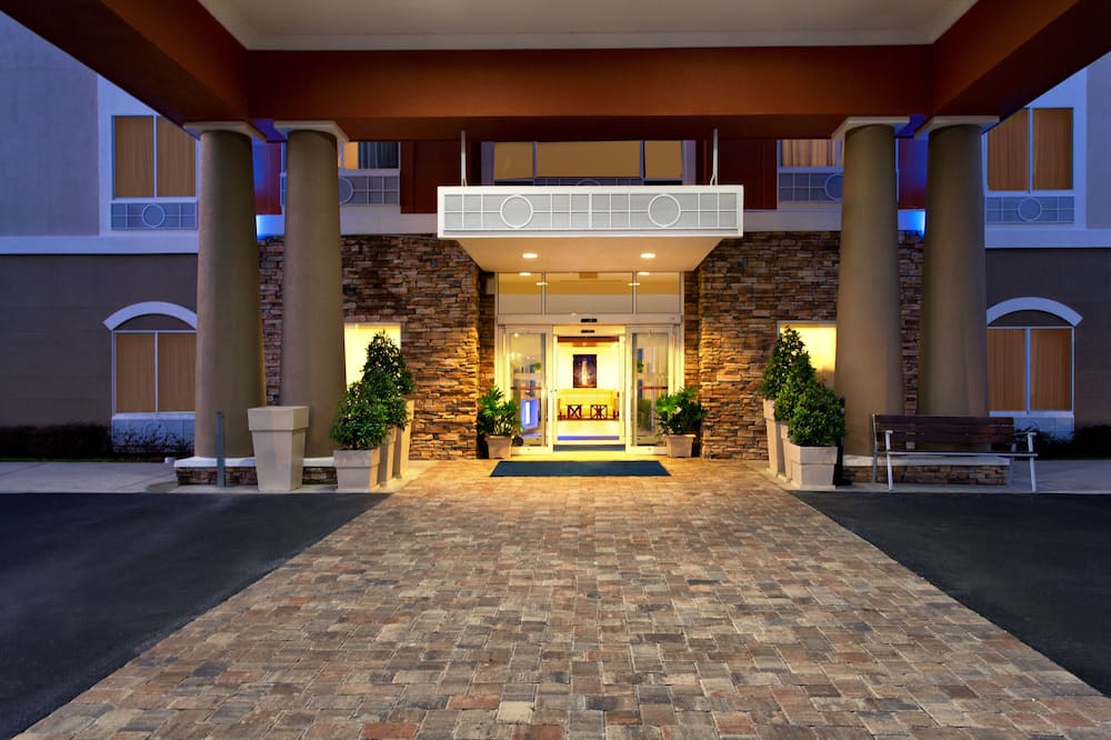 Holiday Inn Express Lake Wales N-Winter Haven by IHG