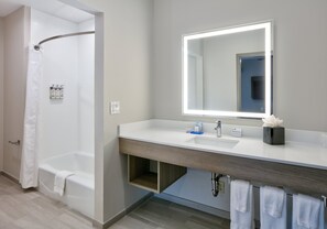 Standard Room, 1 King Bed with Sofa bed | Bathroom | Free toiletries, hair dryer, towels - Holiday Inn Express & Suites North Dallas at Preston by IHG (Dallas)