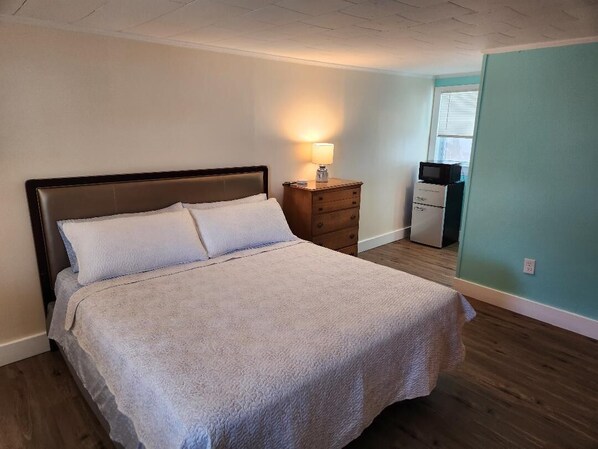 스탠다드 싱글룸, 킹사이즈침대 1개 | 고급 침구, 각각 다른 스타일의 인테리어, 책상, 무료 WiFi