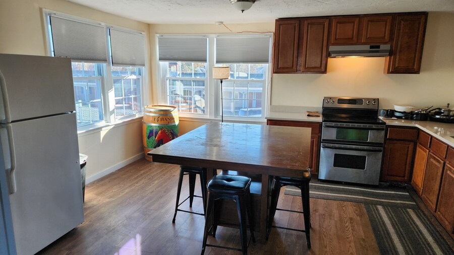 Jonathan Edwards Motel