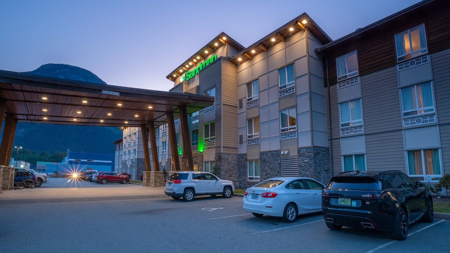 Sandman Hotel & Suites Squamish