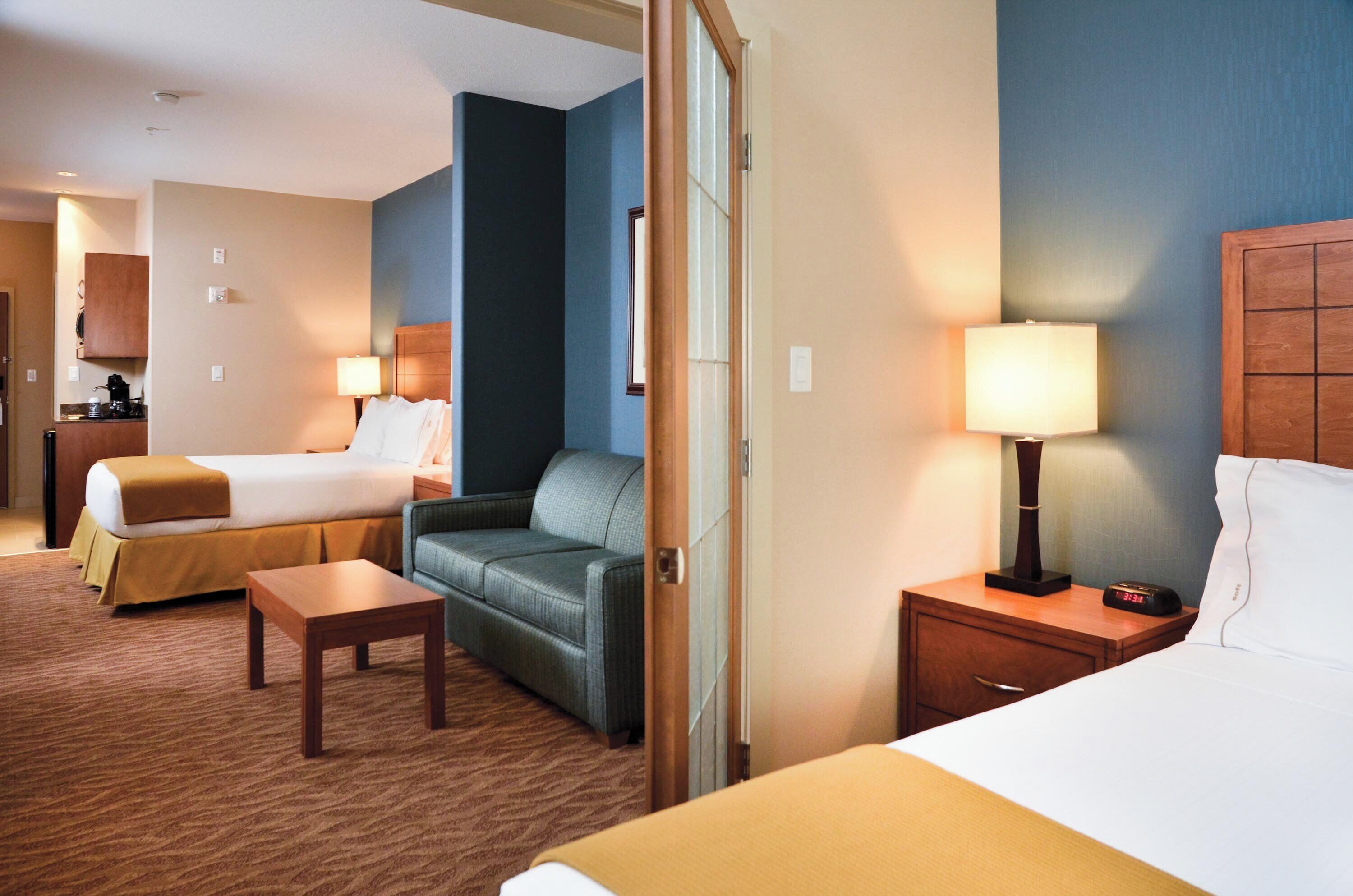 In-room safe, desk, laptop workspace, blackout drapes