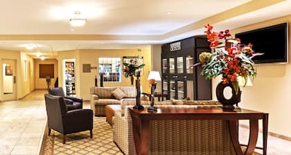 Candlewood Suites Pearland by IHG